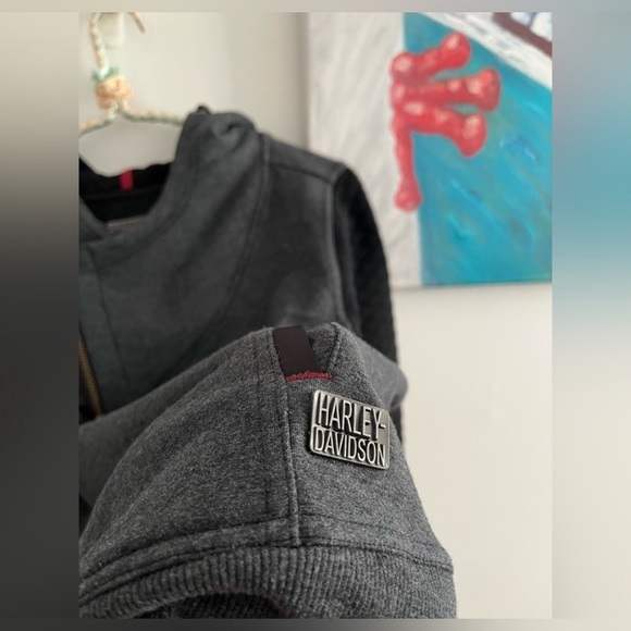 Harley Davidson Gray and Black Hoodie with Zipper— women’s Medium PTP 19.2 inch - Picture 7 of 10